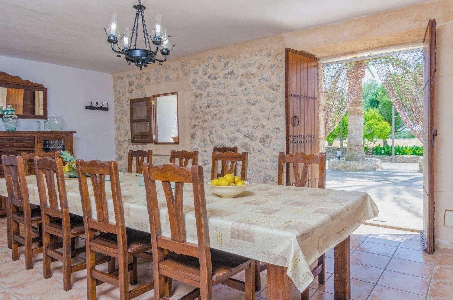 Сasa de vacaciones Wunderschoenes In Mit Privatem Pool Vilafranca De Bonany