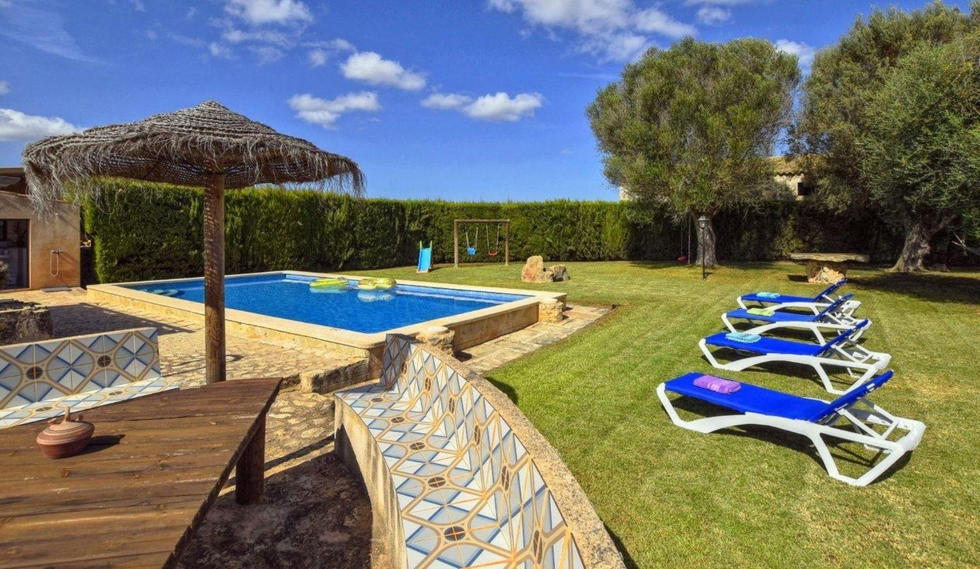 Wunderschoenes In Mit Privatem Pool Ferienhaus